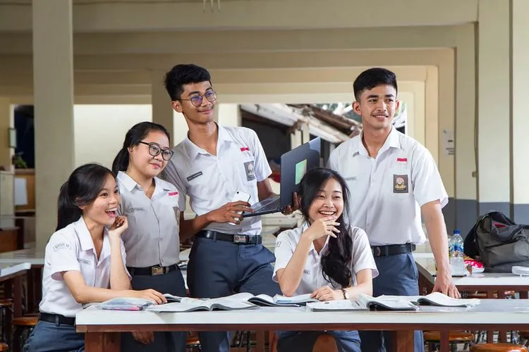 Beasiswa Lulusan SMA untuk Kuliah ke Luar Negeri