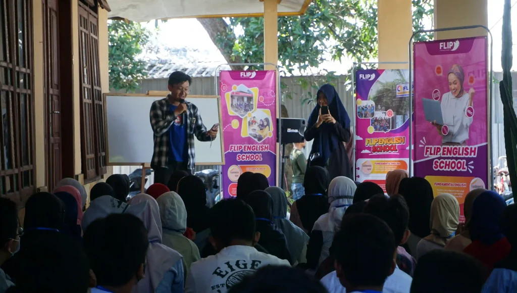 Foto sesi belajar / tutor mengajar